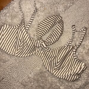ABERCROMBIE STRIPED BIKINI TOP